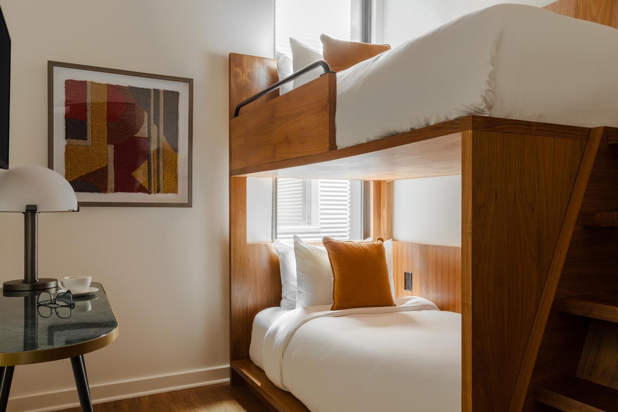 Found Hotel Chicago River North Luaran gambar