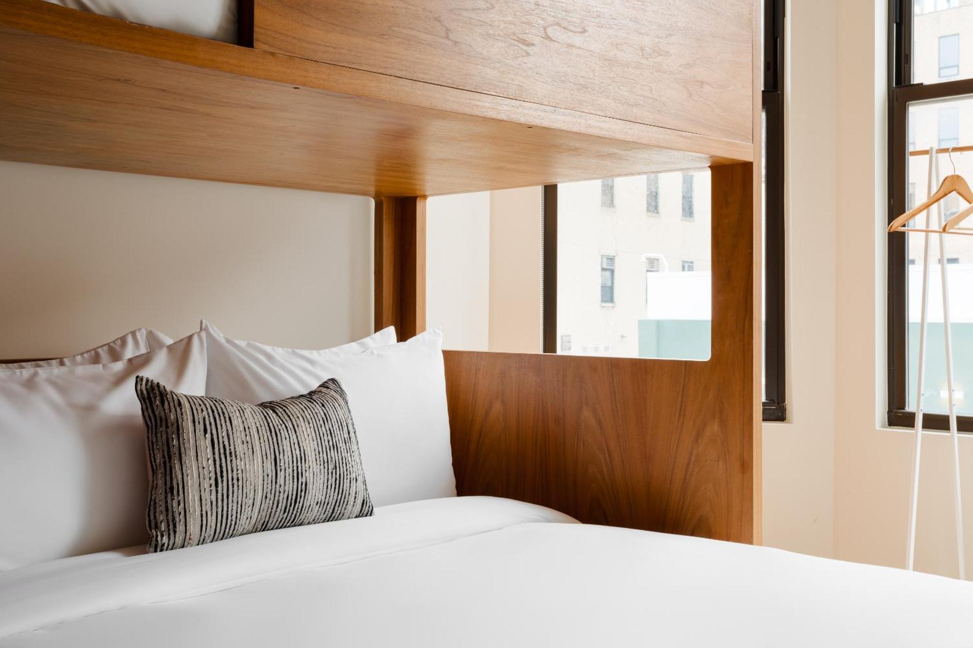 Found Hotel Chicago River North Luaran gambar